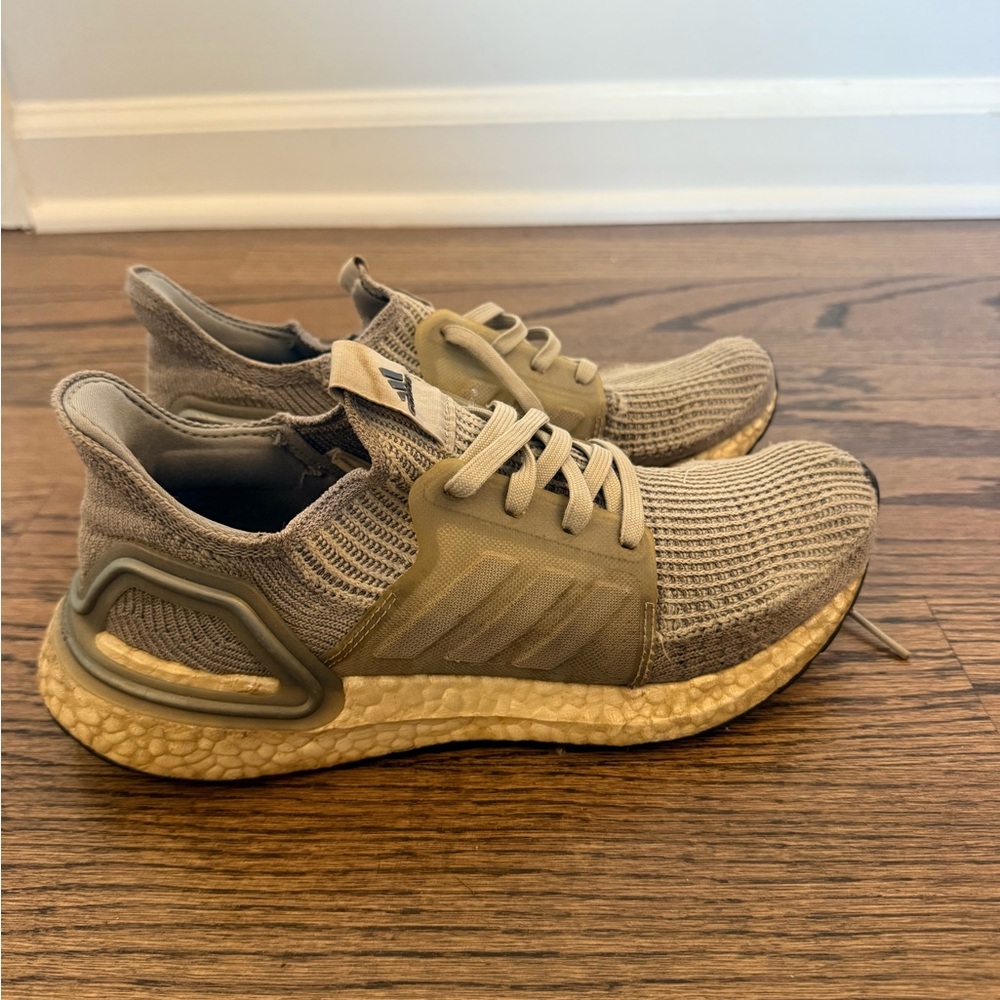 Adidas Ultra Boost Sneakers
